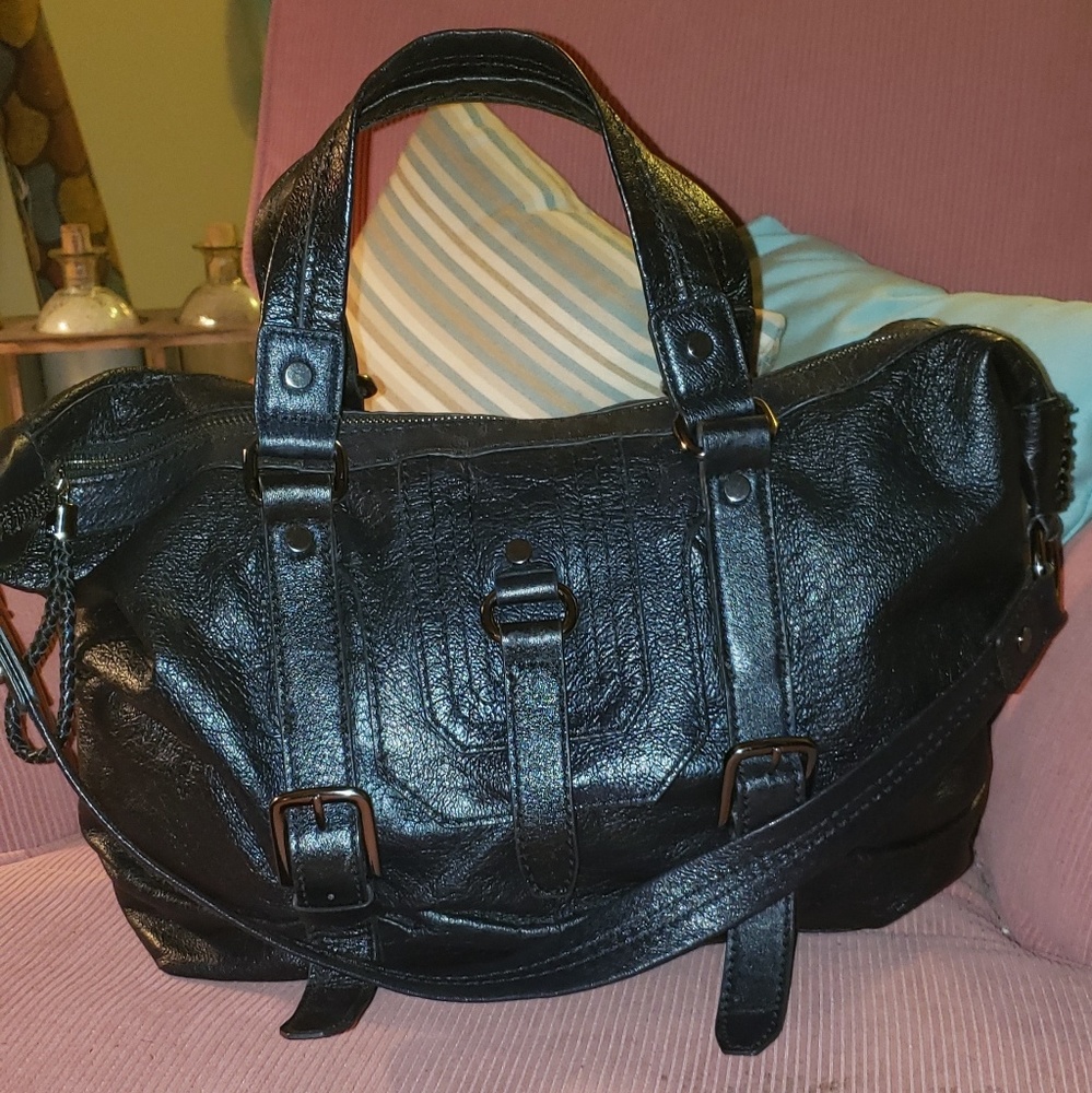 Gorgeous soft pebbled leather Sak handbag!!